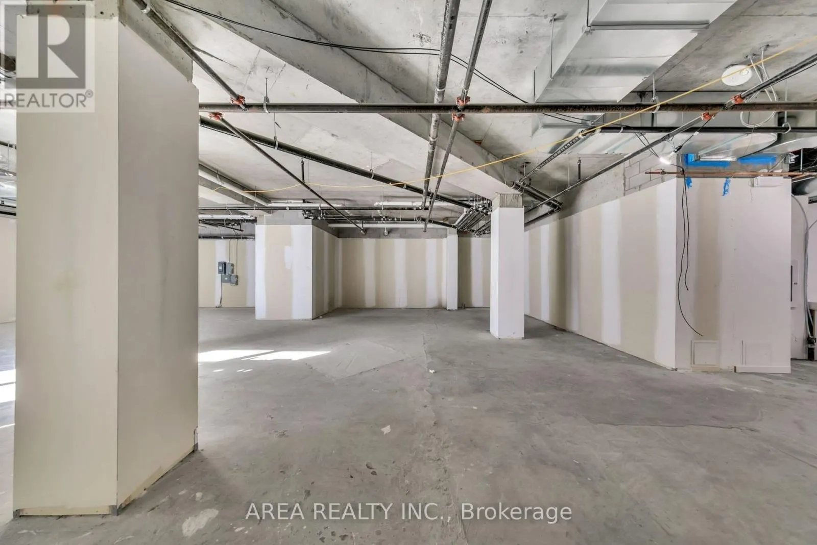 105 - 621 SHEPPARD AVENUE E