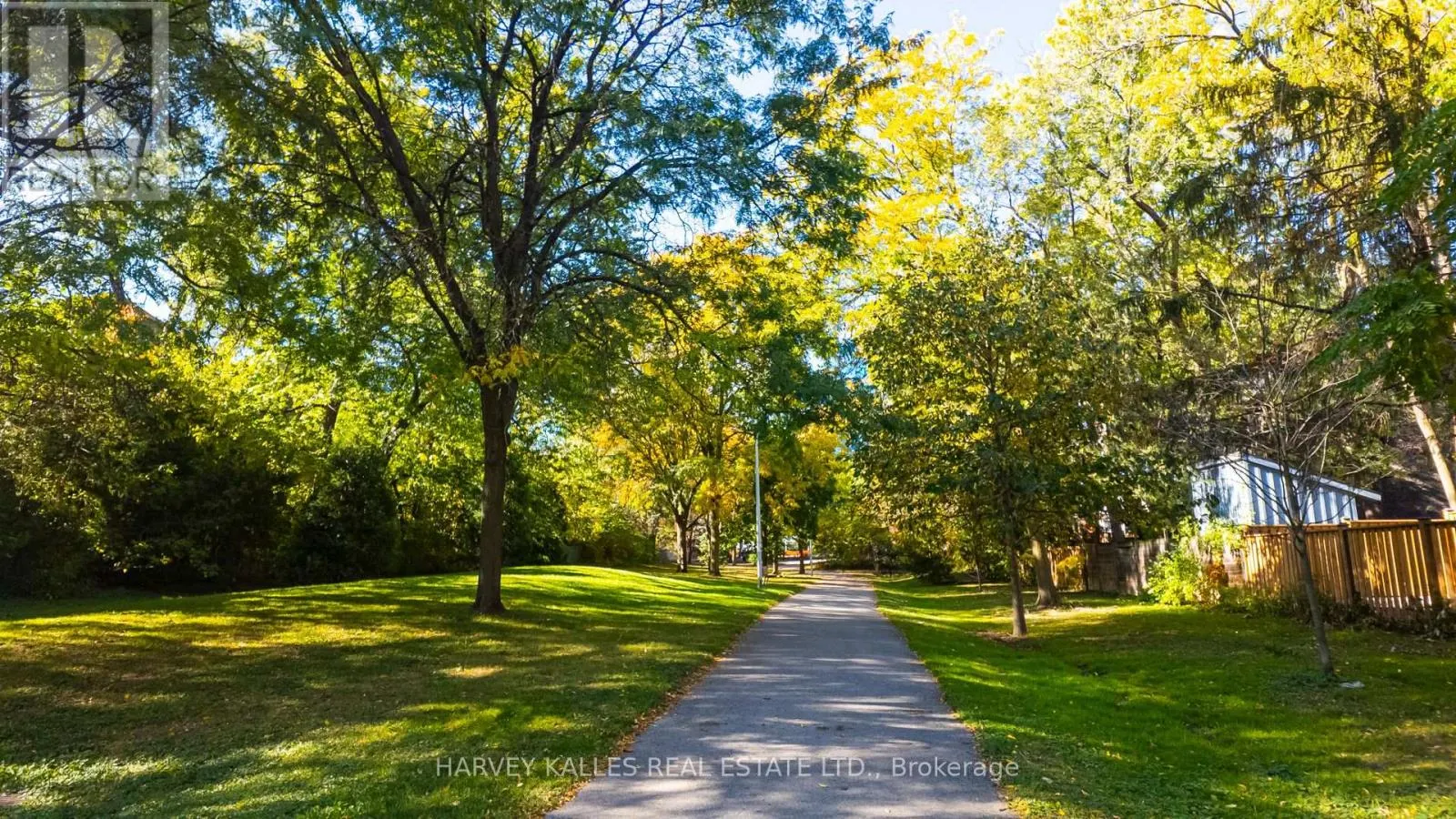 137 SHEPPARD AVENUE E