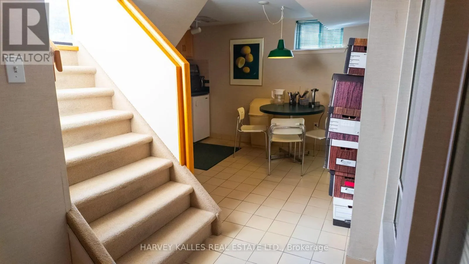 137 SHEPPARD AVENUE E