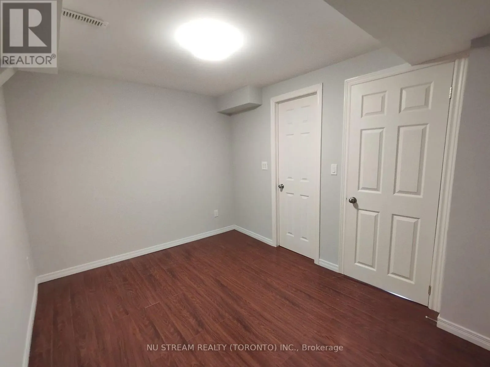 20 SCENIC MILL WAY