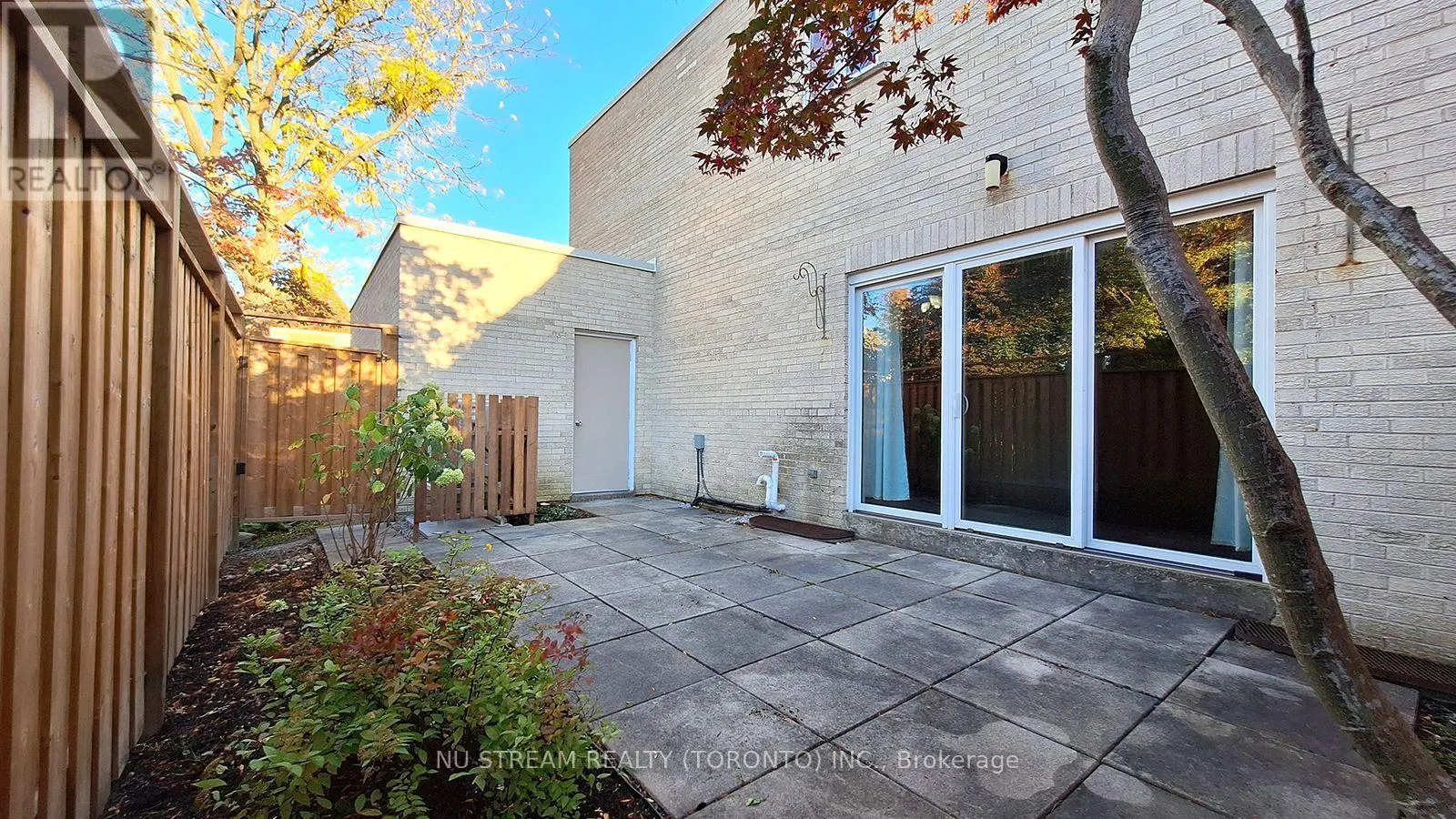 20 SCENIC MILL WAY