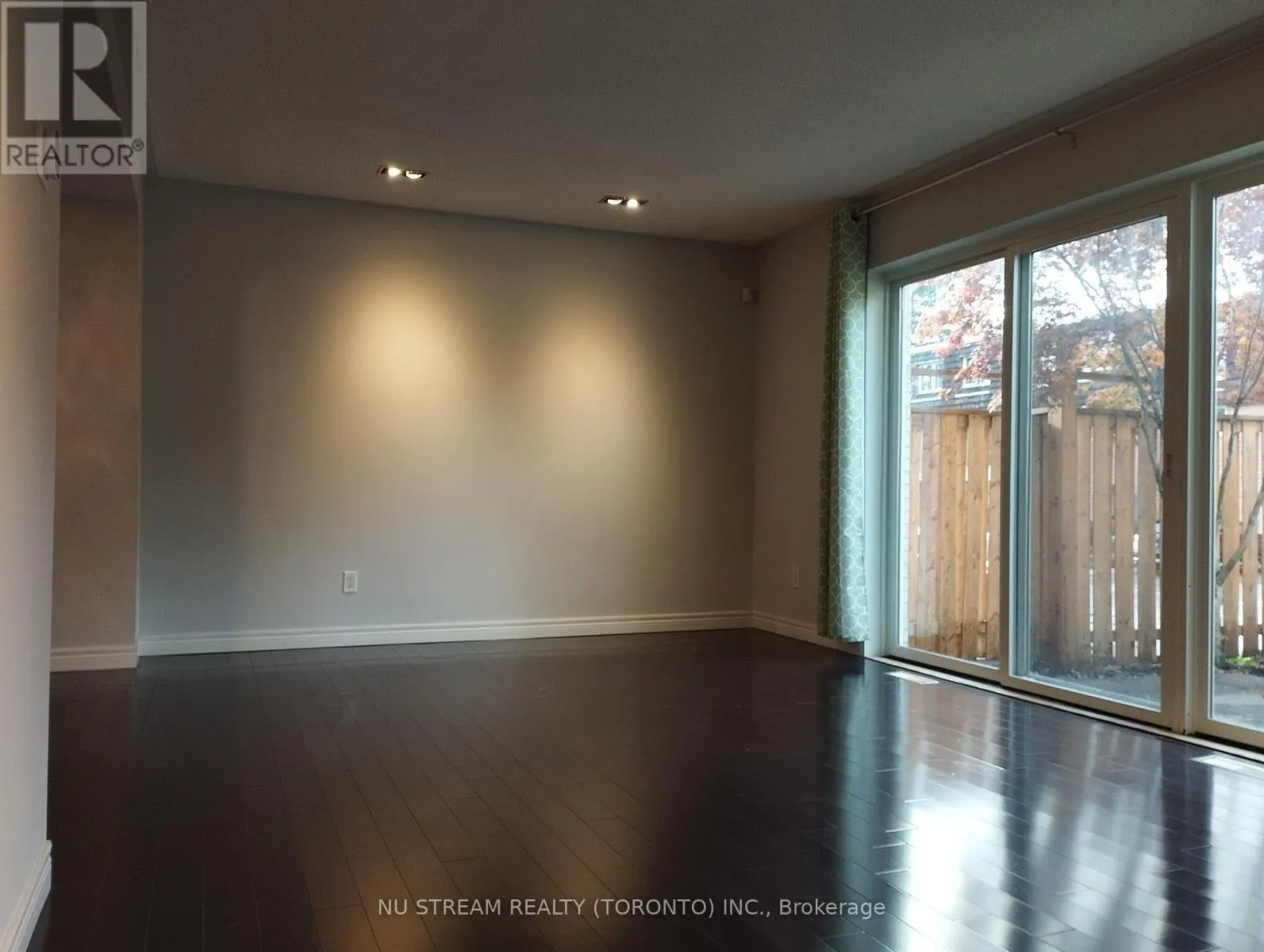 20 SCENIC MILL WAY