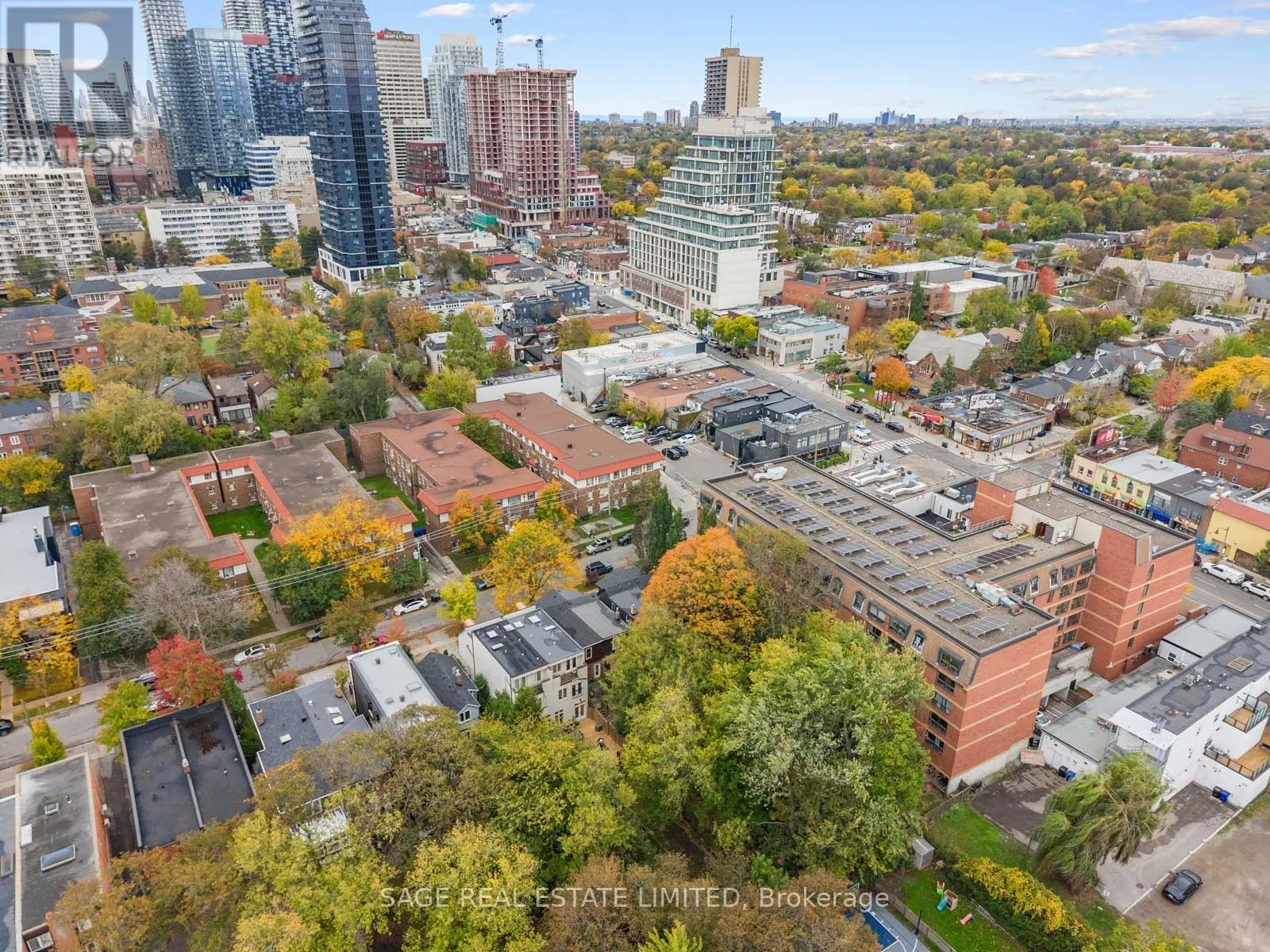 18A SHERWOOD AVENUE