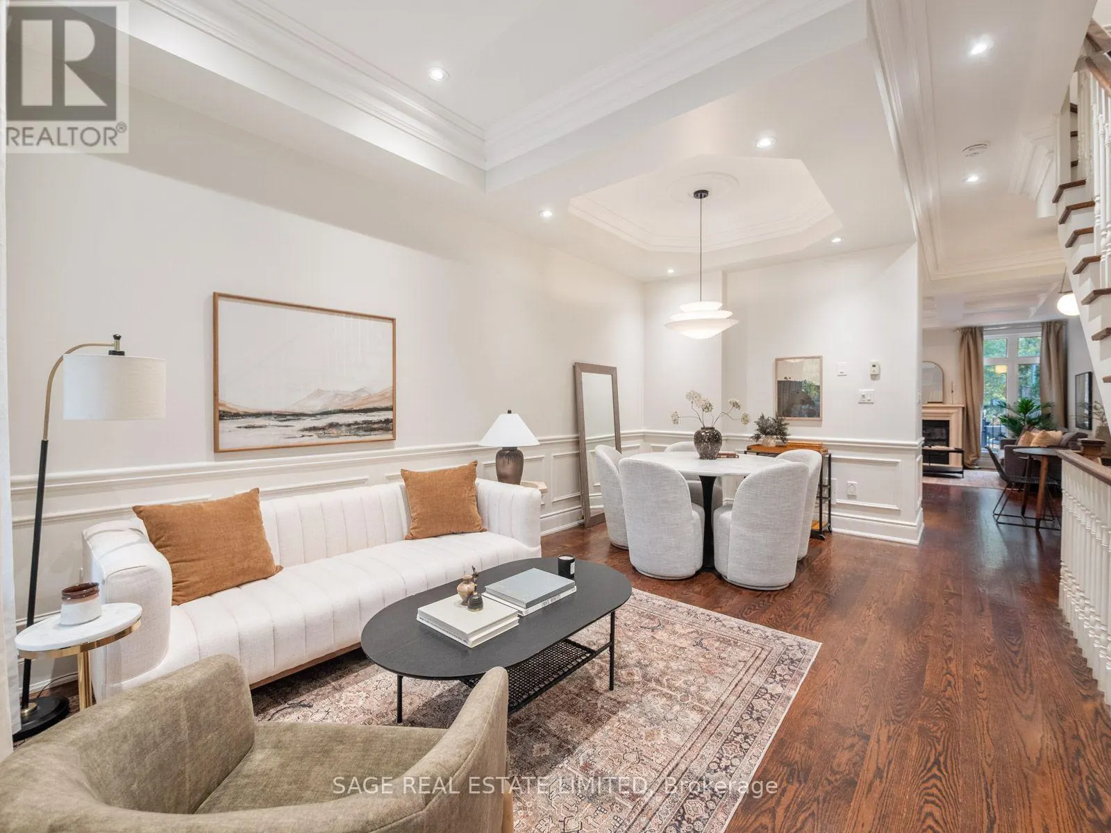 18A SHERWOOD AVENUE