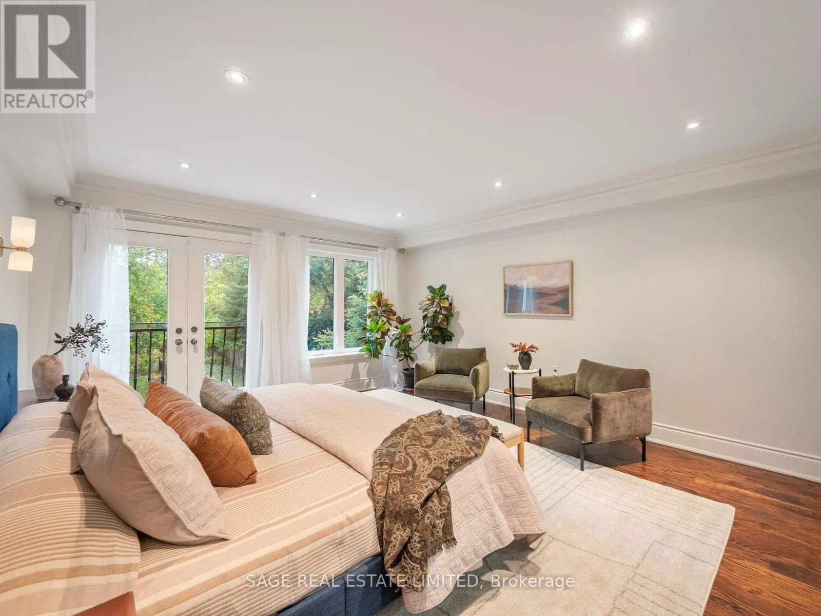 18A SHERWOOD AVENUE