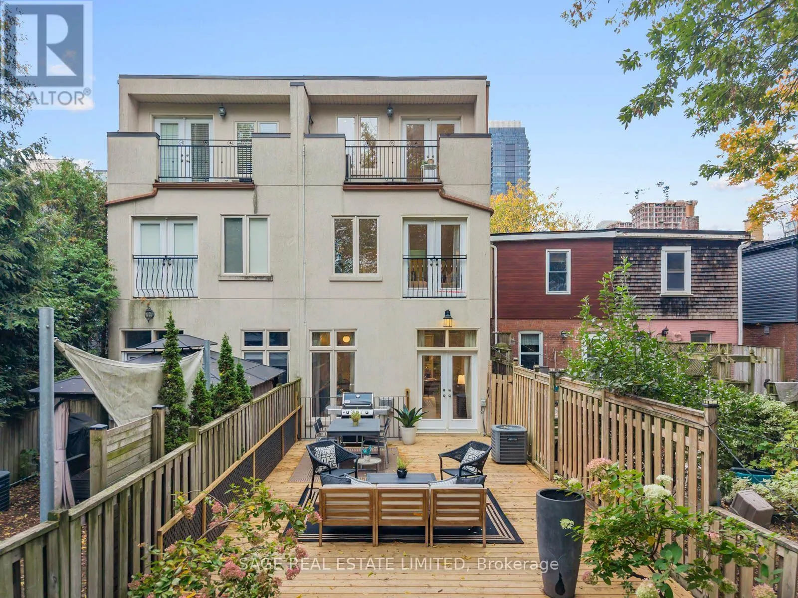 18A SHERWOOD AVENUE