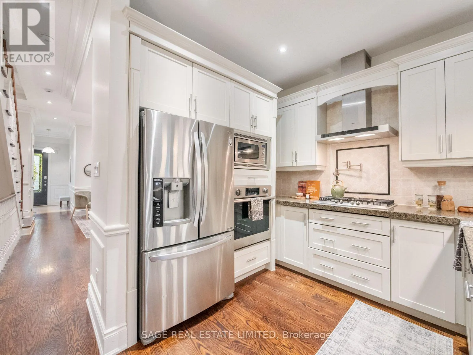 18A SHERWOOD AVENUE
