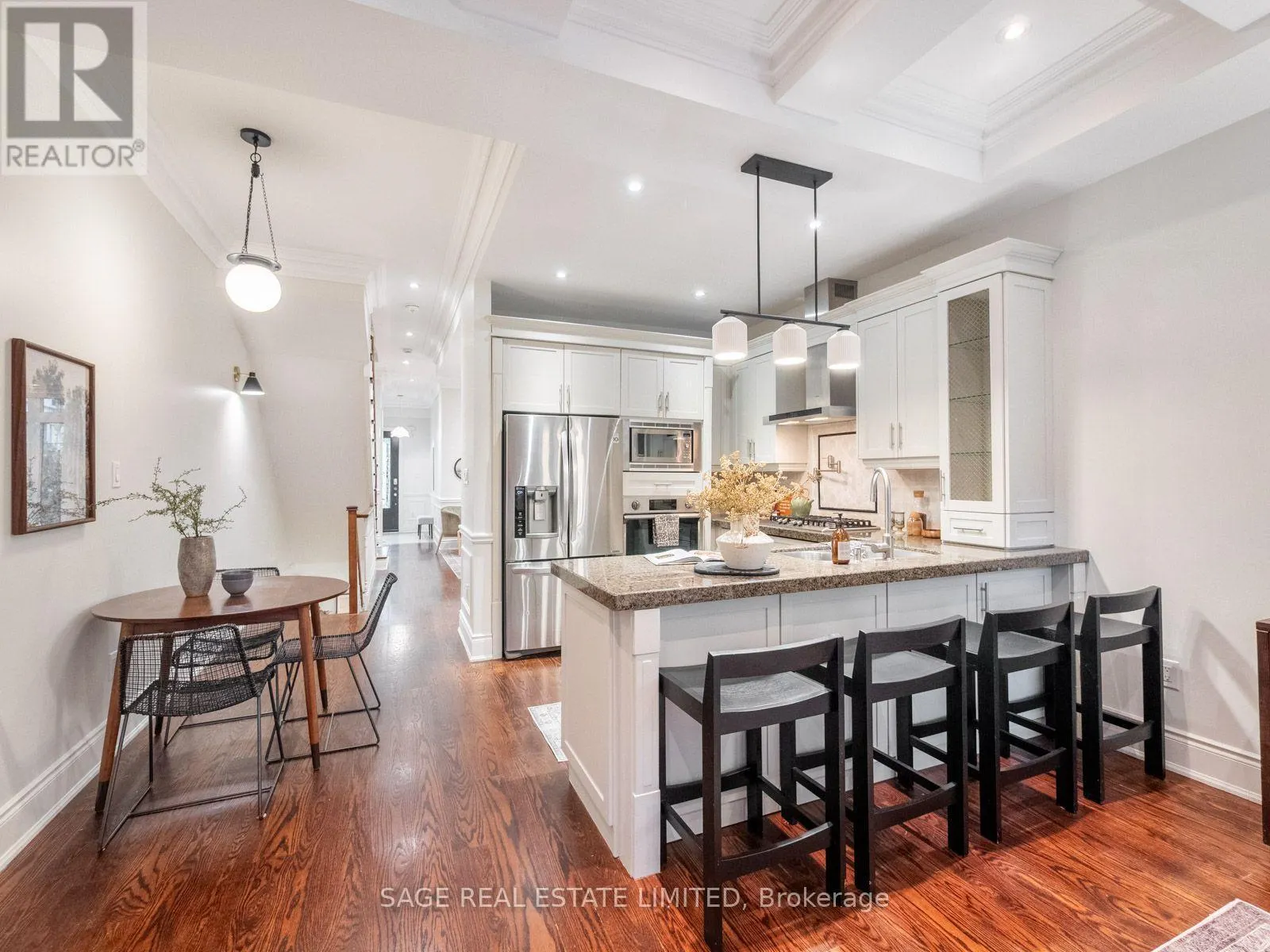 18A SHERWOOD AVENUE