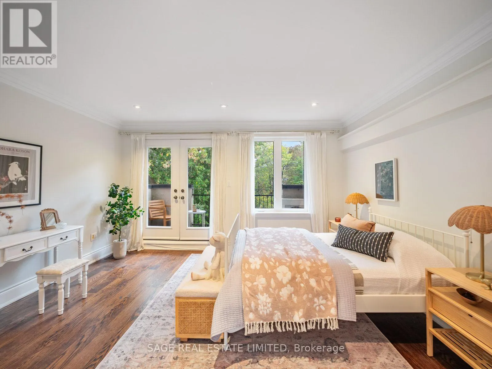 18A SHERWOOD AVENUE