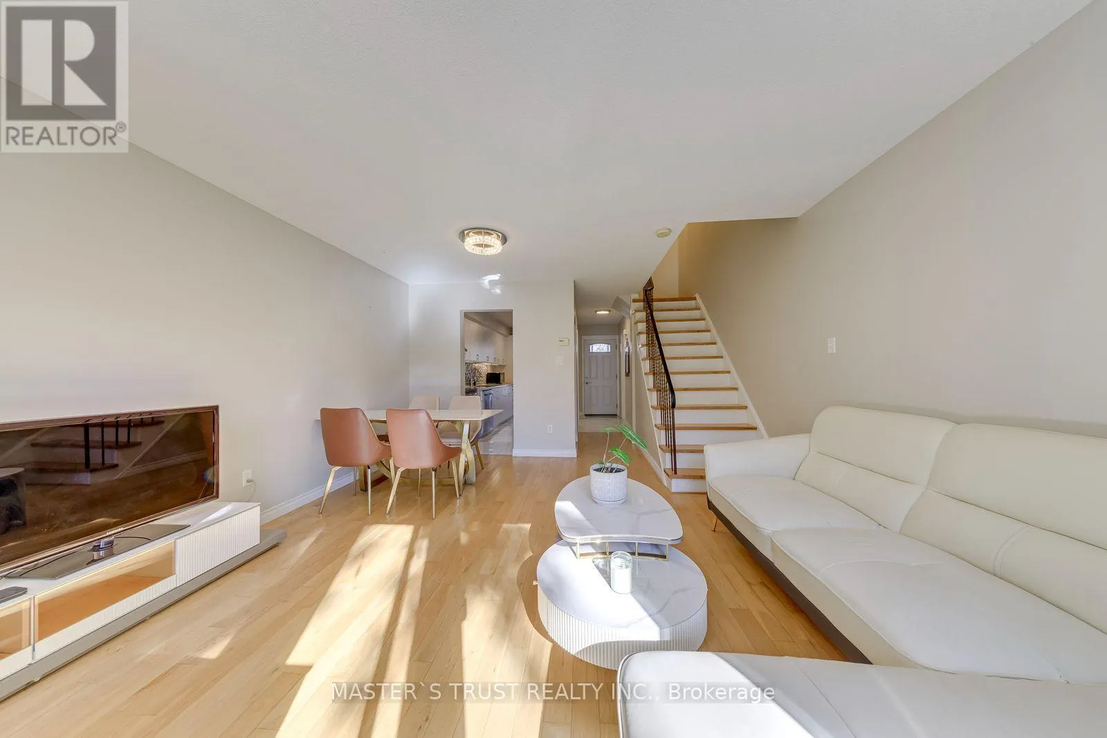 44 TANGLE BRIAR WAY