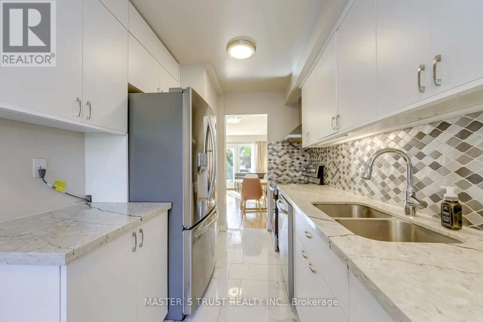 44 TANGLE BRIAR WAY