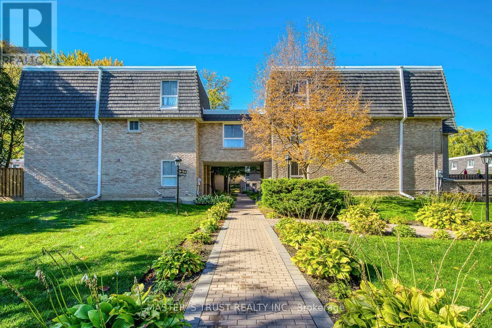 44 TANGLE BRIAR WAY