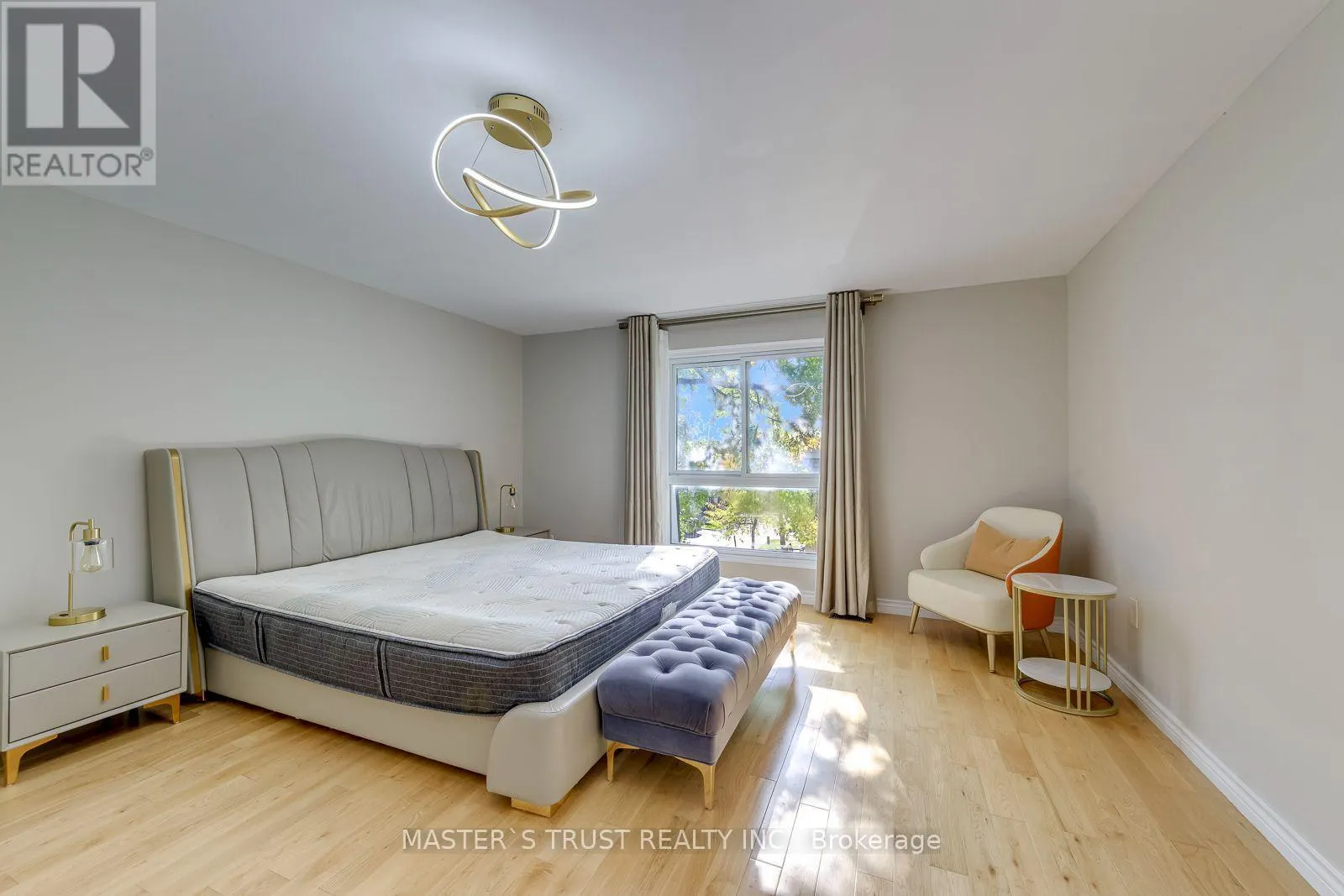 44 TANGLE BRIAR WAY