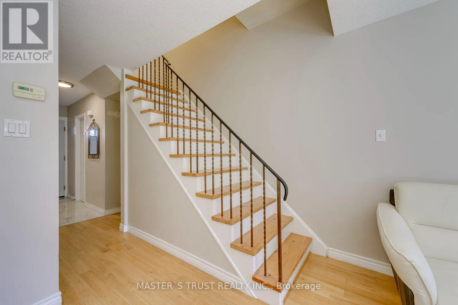 44 TANGLE BRIAR WAY