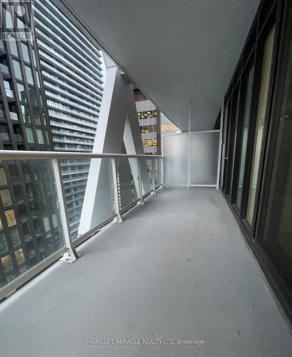 2421 - 230 SIMCOE STREET