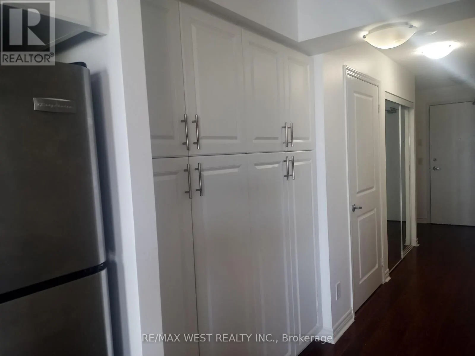 522 - 27 REAN DRIVE