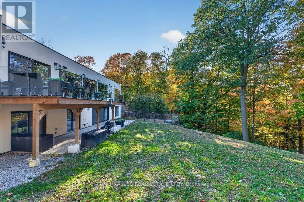 140 SANDRINGHAM DRIVE