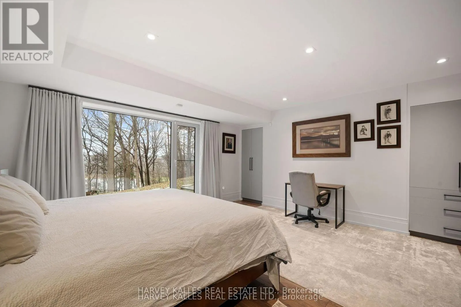 140 SANDRINGHAM DRIVE