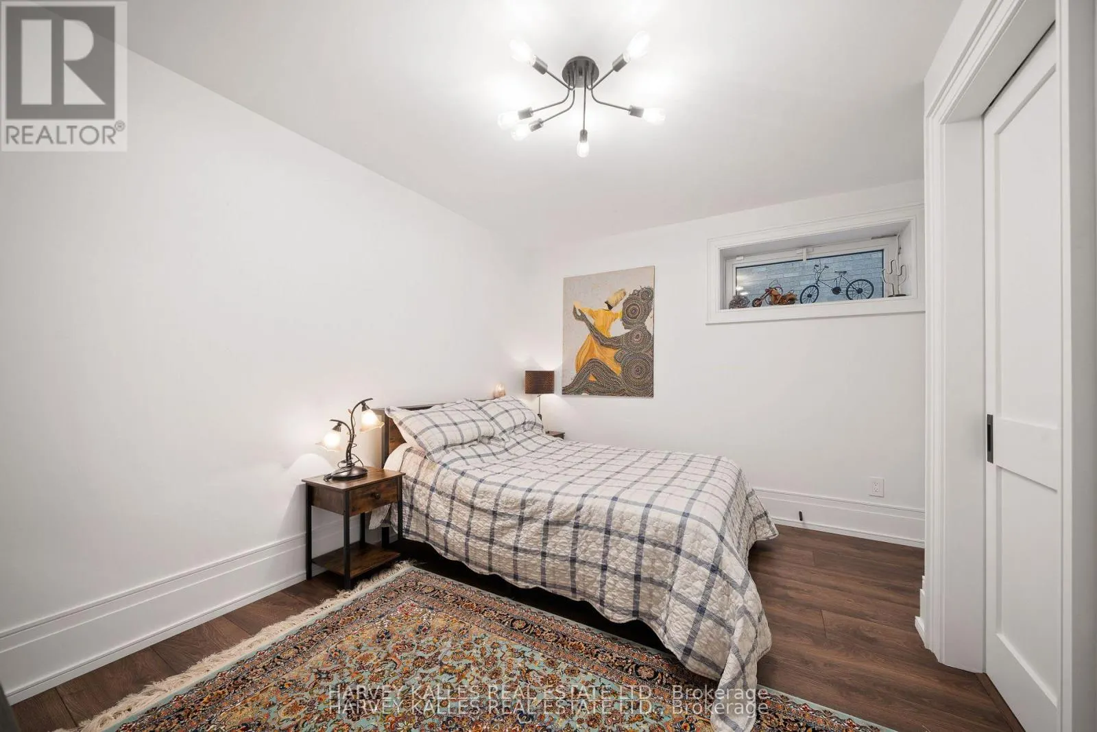 140 SANDRINGHAM DRIVE