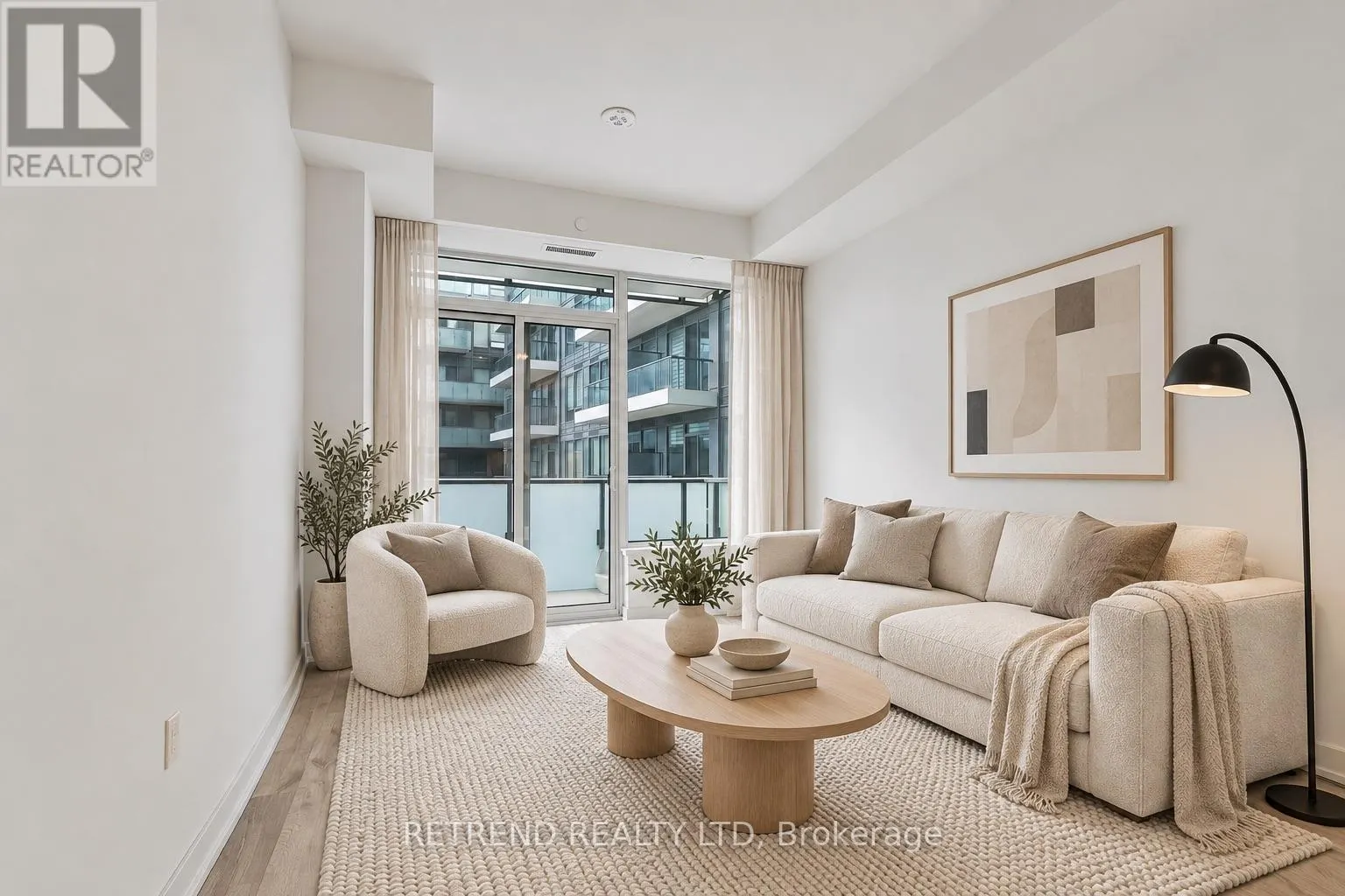 7 GOLDEN LION HEIGHTS