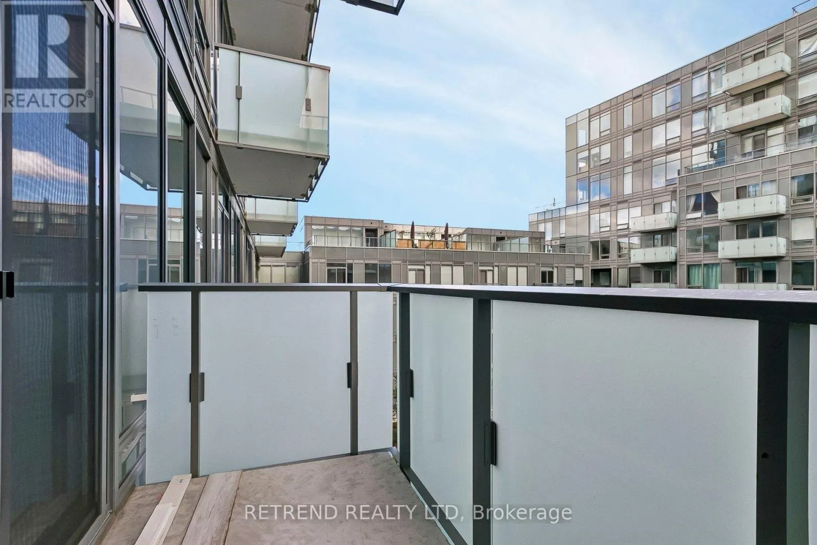 7 GOLDEN LION HEIGHTS
