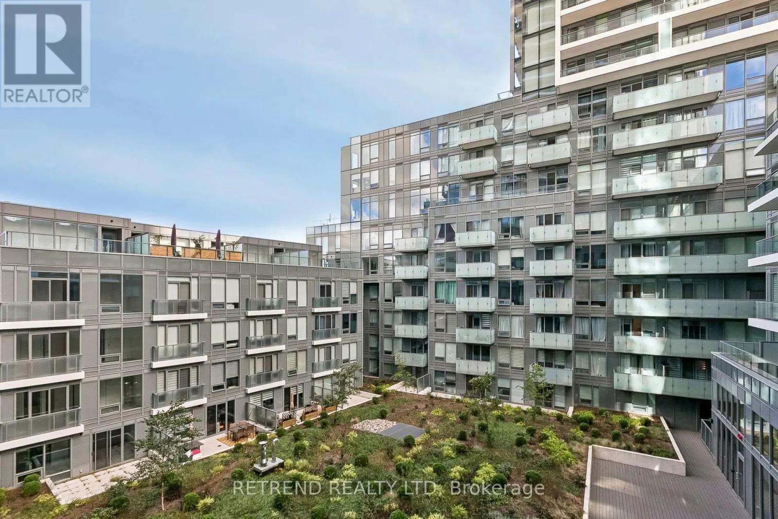 7 GOLDEN LION HEIGHTS