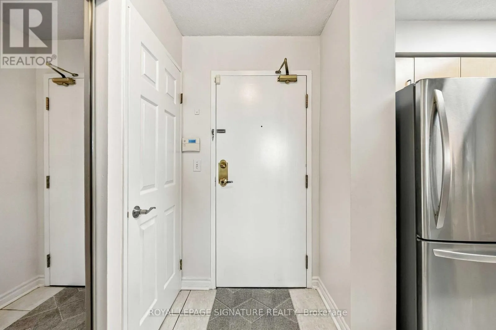 314 - 906 SHEPPARD AVENUE W