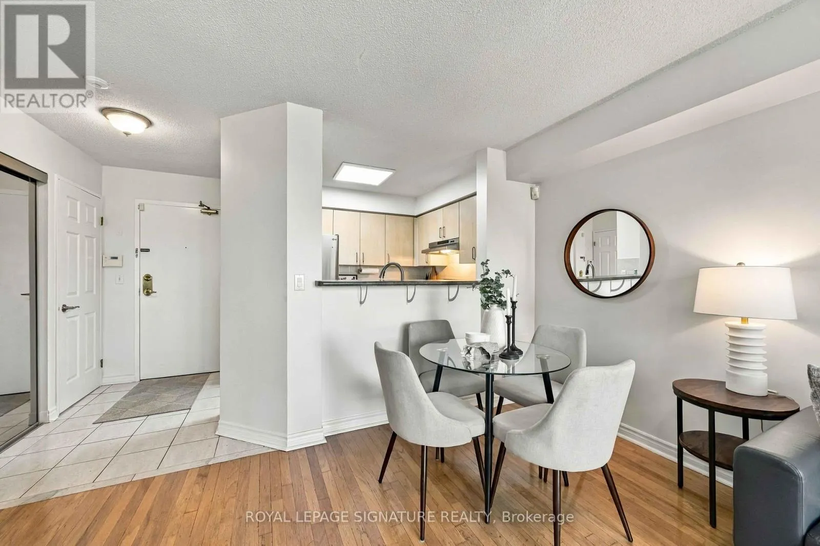 314 - 906 SHEPPARD AVENUE W
