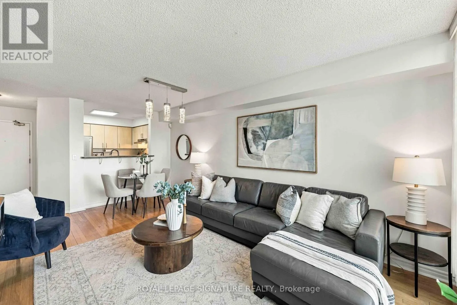 314 - 906 SHEPPARD AVENUE W
