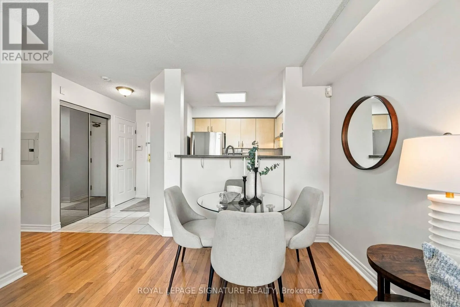 314 - 906 SHEPPARD AVENUE W