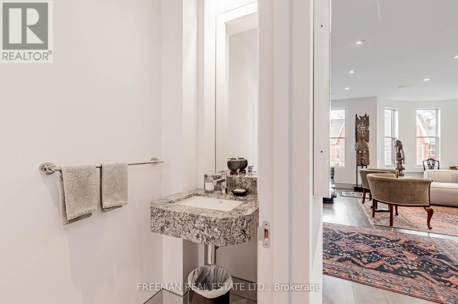 UPPER - 21 HOWLAND AVENUE