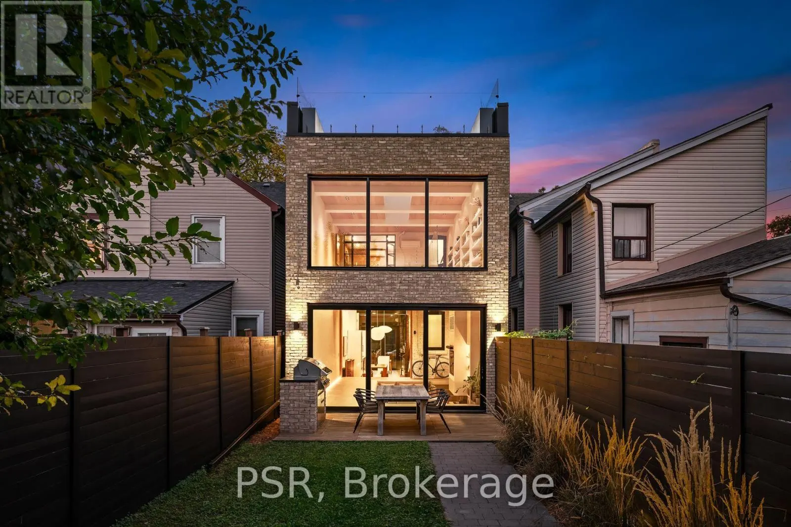 53 PALMERSTON AVENUE