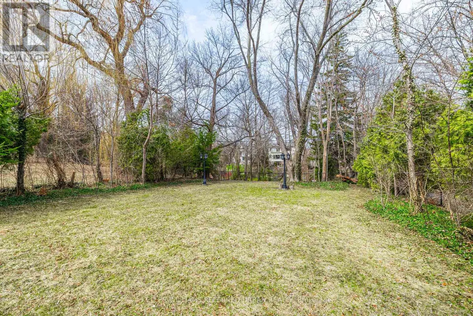 60 HAWKSBURY DRIVE