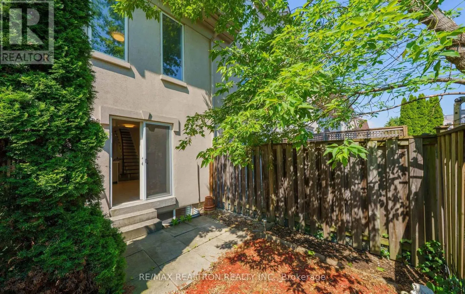 222 DAVID DUNLAP CIRCLE