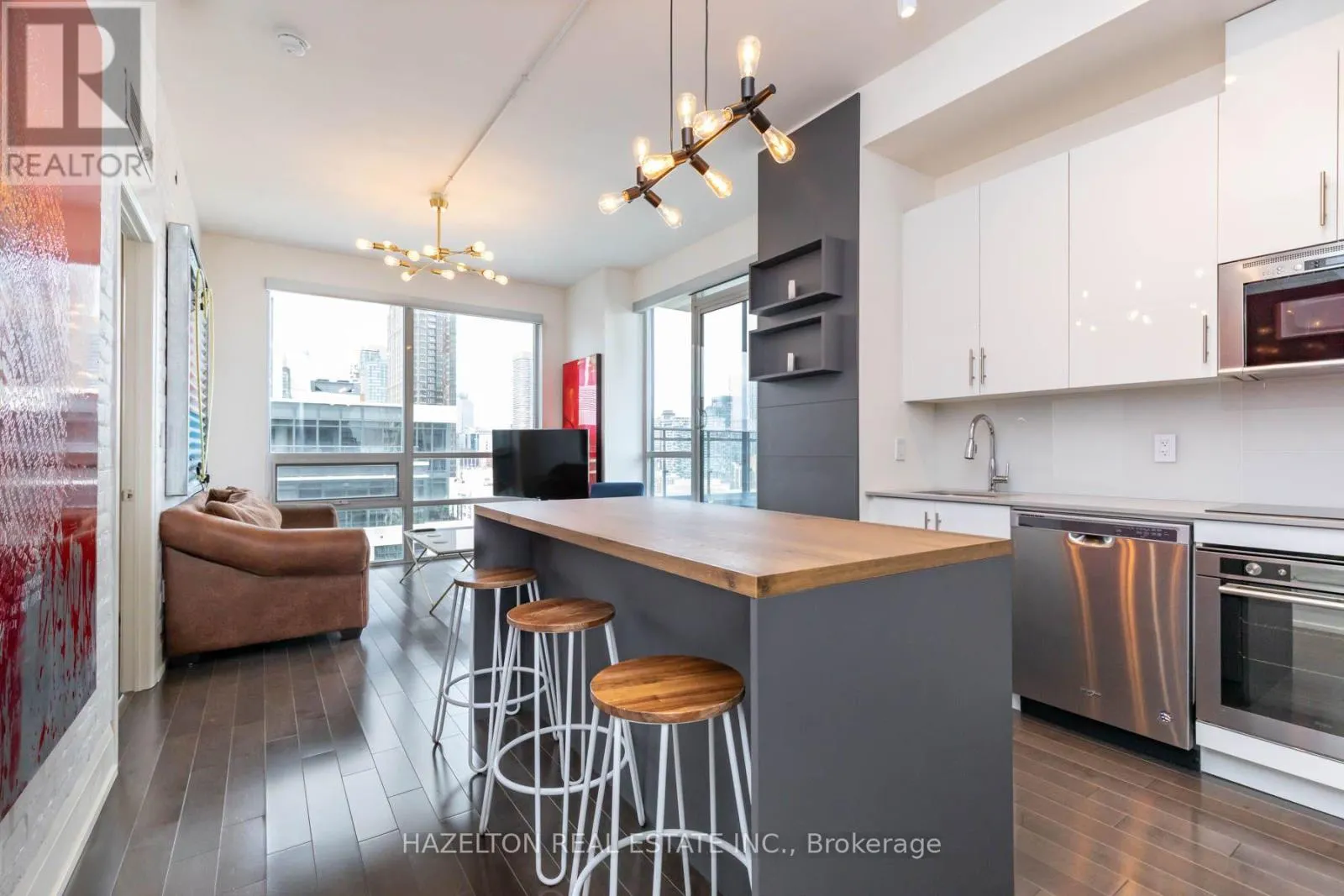 PH103 - 460 ADELAIDE STREET E