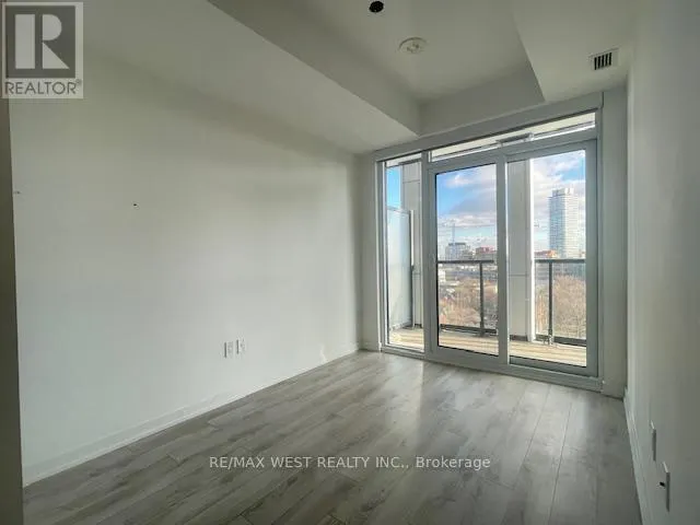910 - 50 POWER STREET
