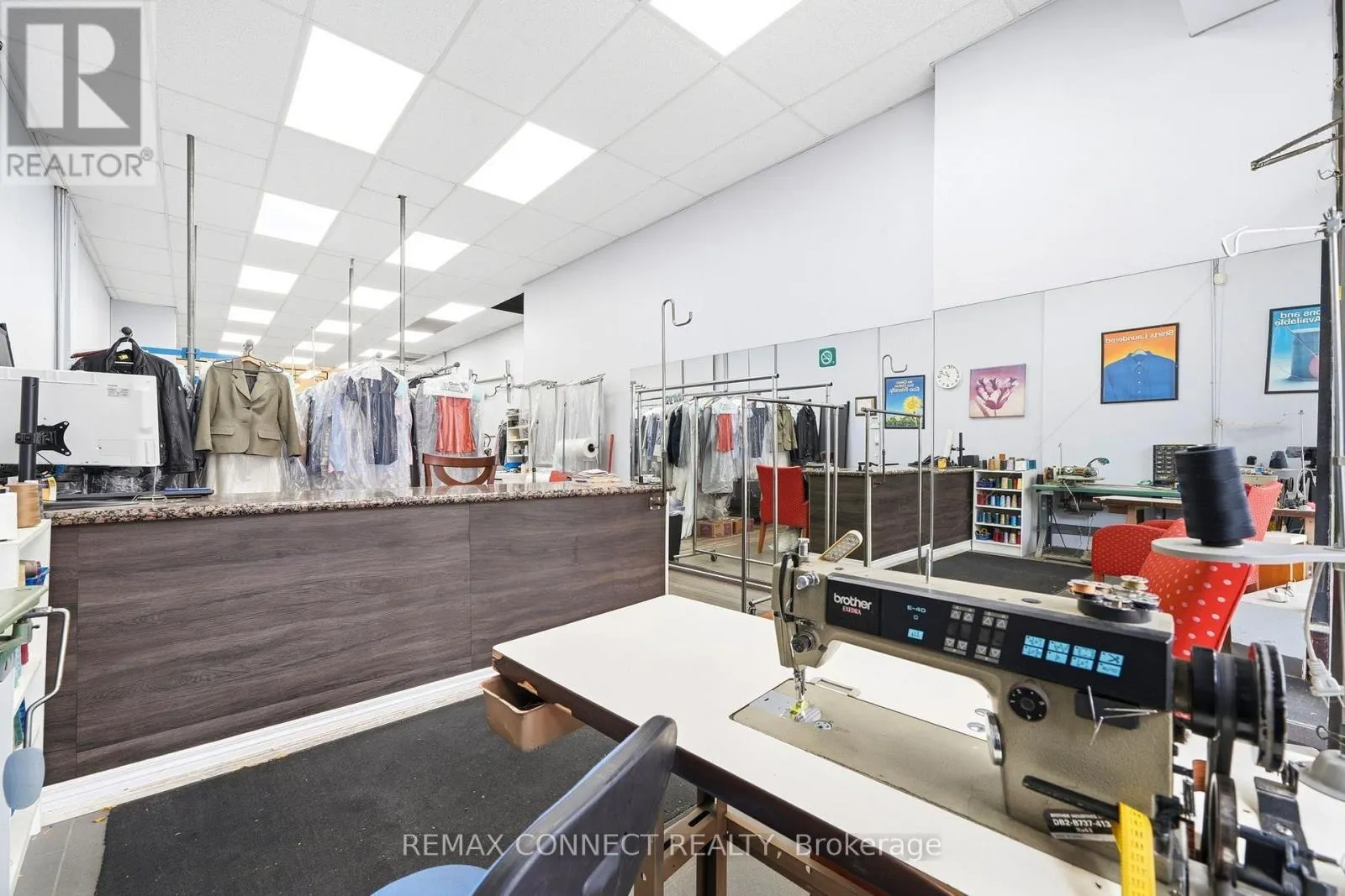 544 QUEEN STREET W