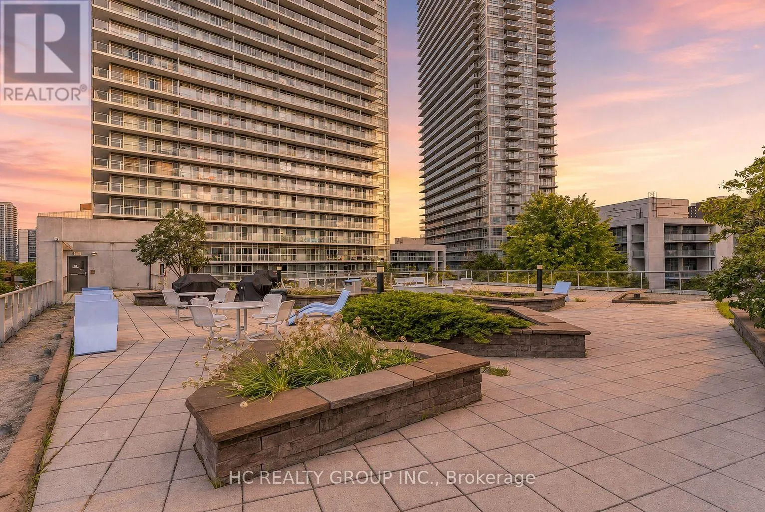 1811 - 2015 SHEPPARD AVENUE E