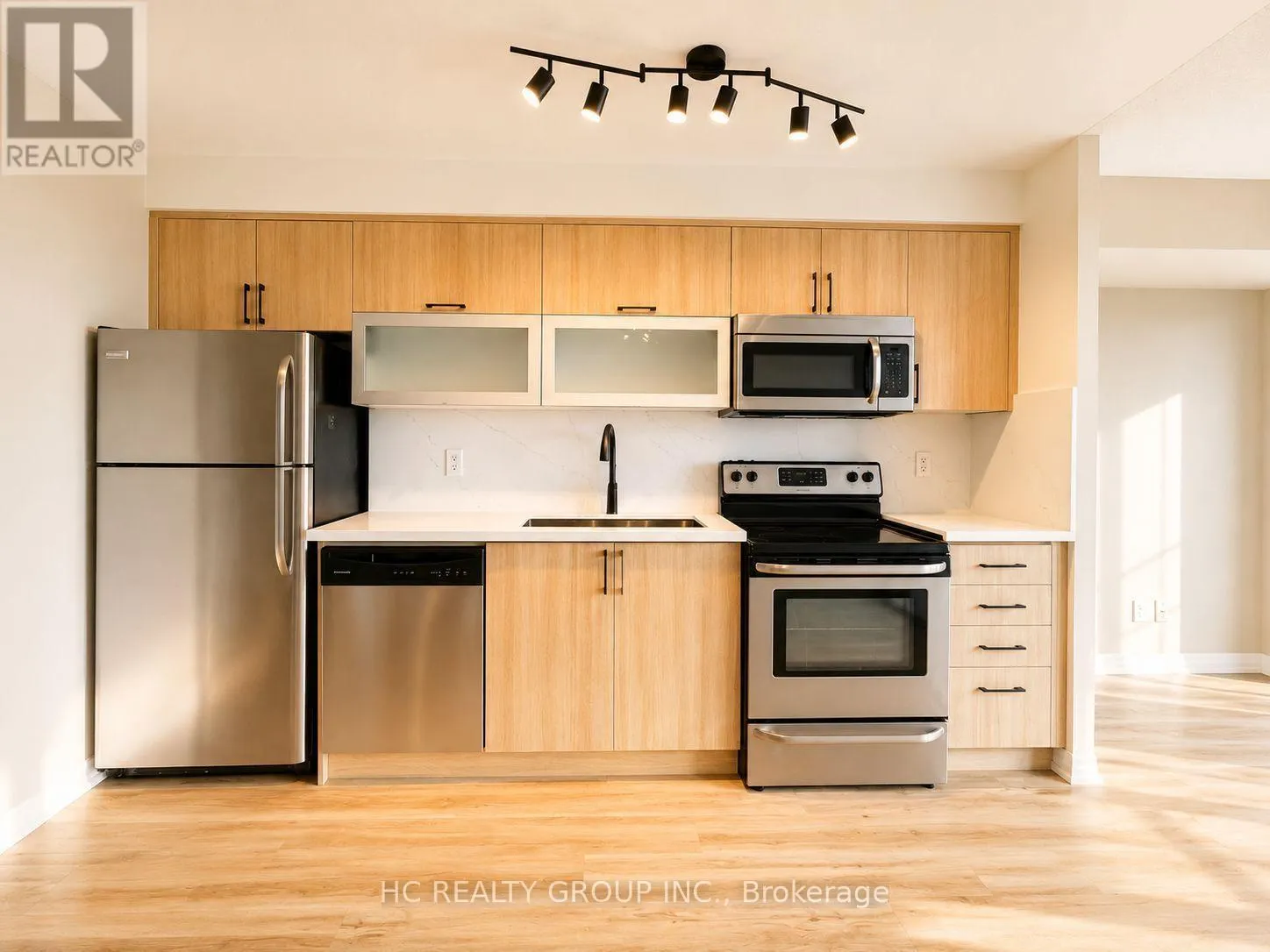 1811 - 2015 SHEPPARD AVENUE E