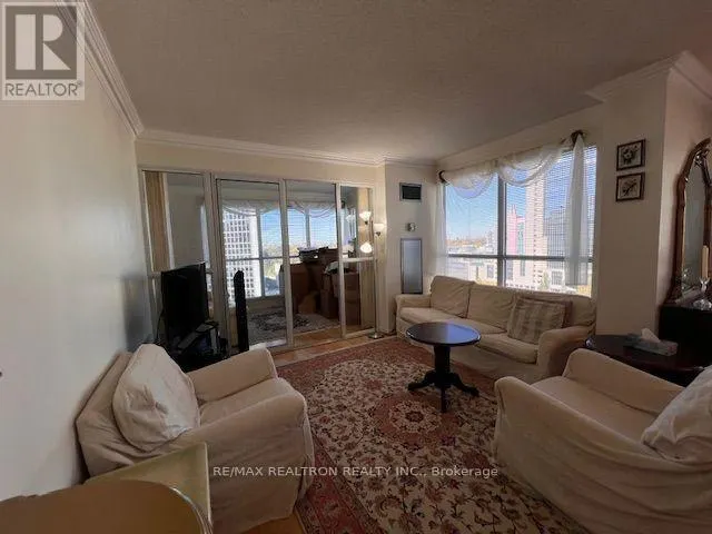 1707 - 18 HOLLYWOOD AVENUE