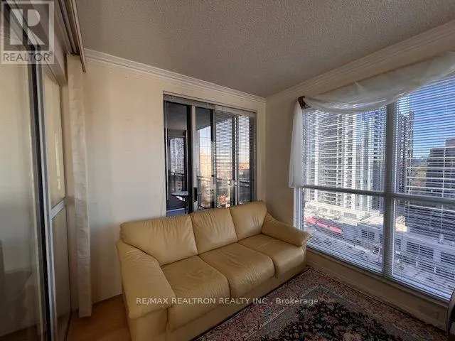 1707 - 18 HOLLYWOOD AVENUE