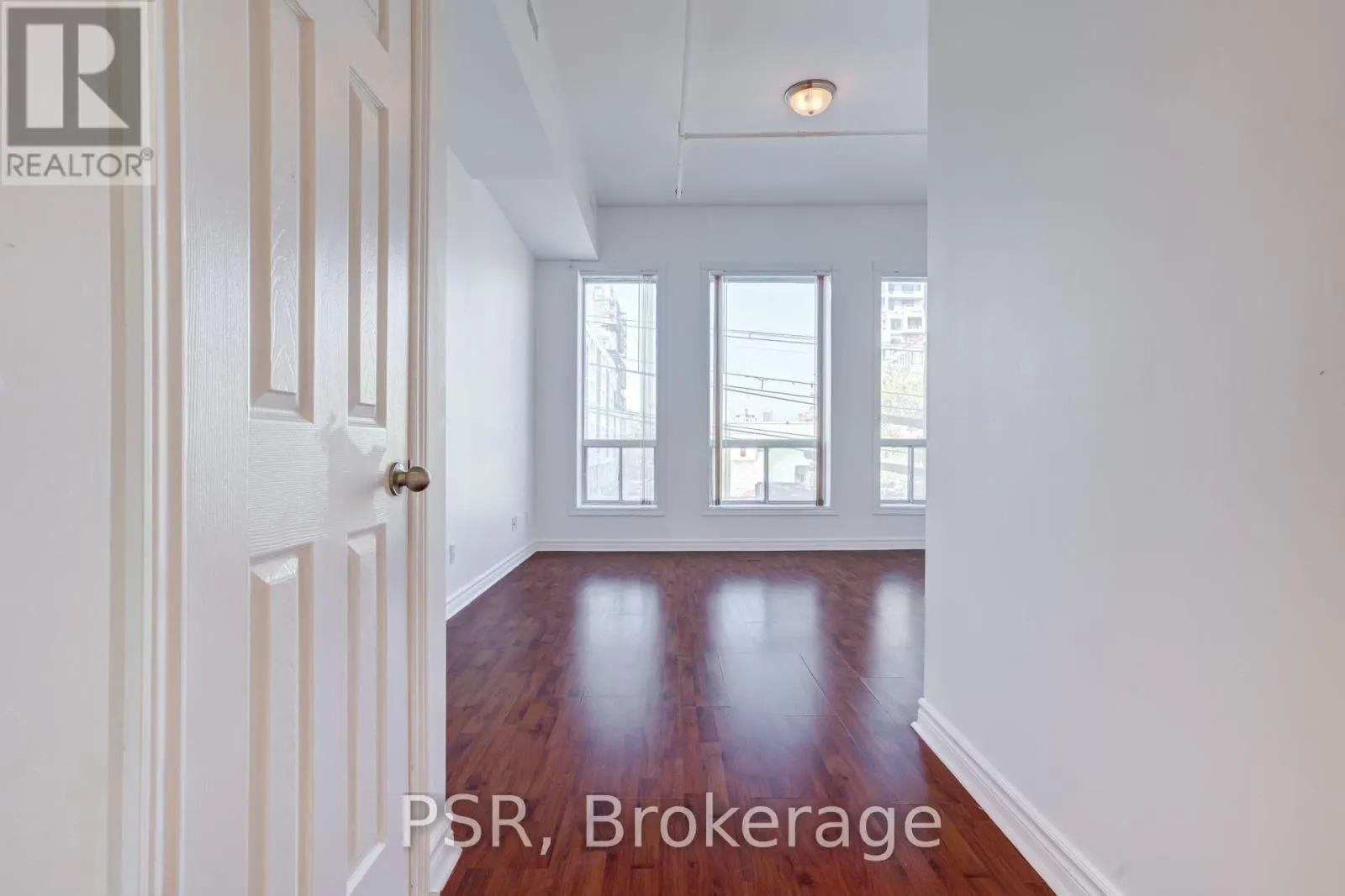 3RD FLOOR - 493 QUEEN STREET W