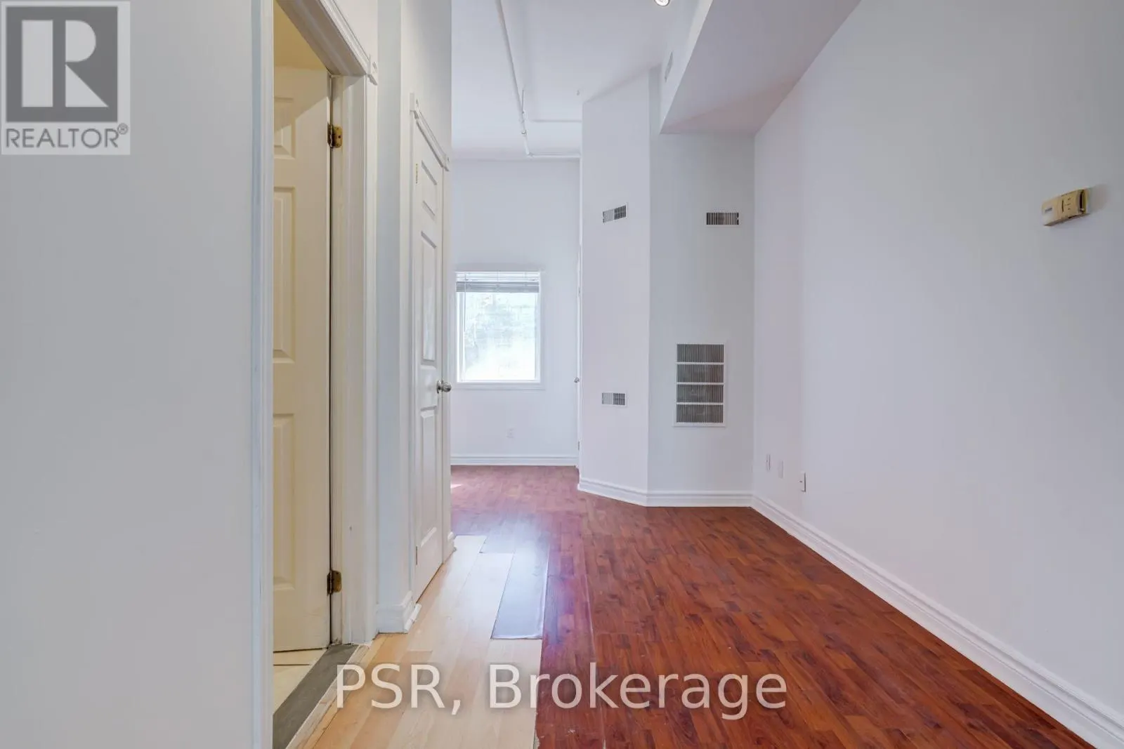 3RD FLOOR - 493 QUEEN STREET W