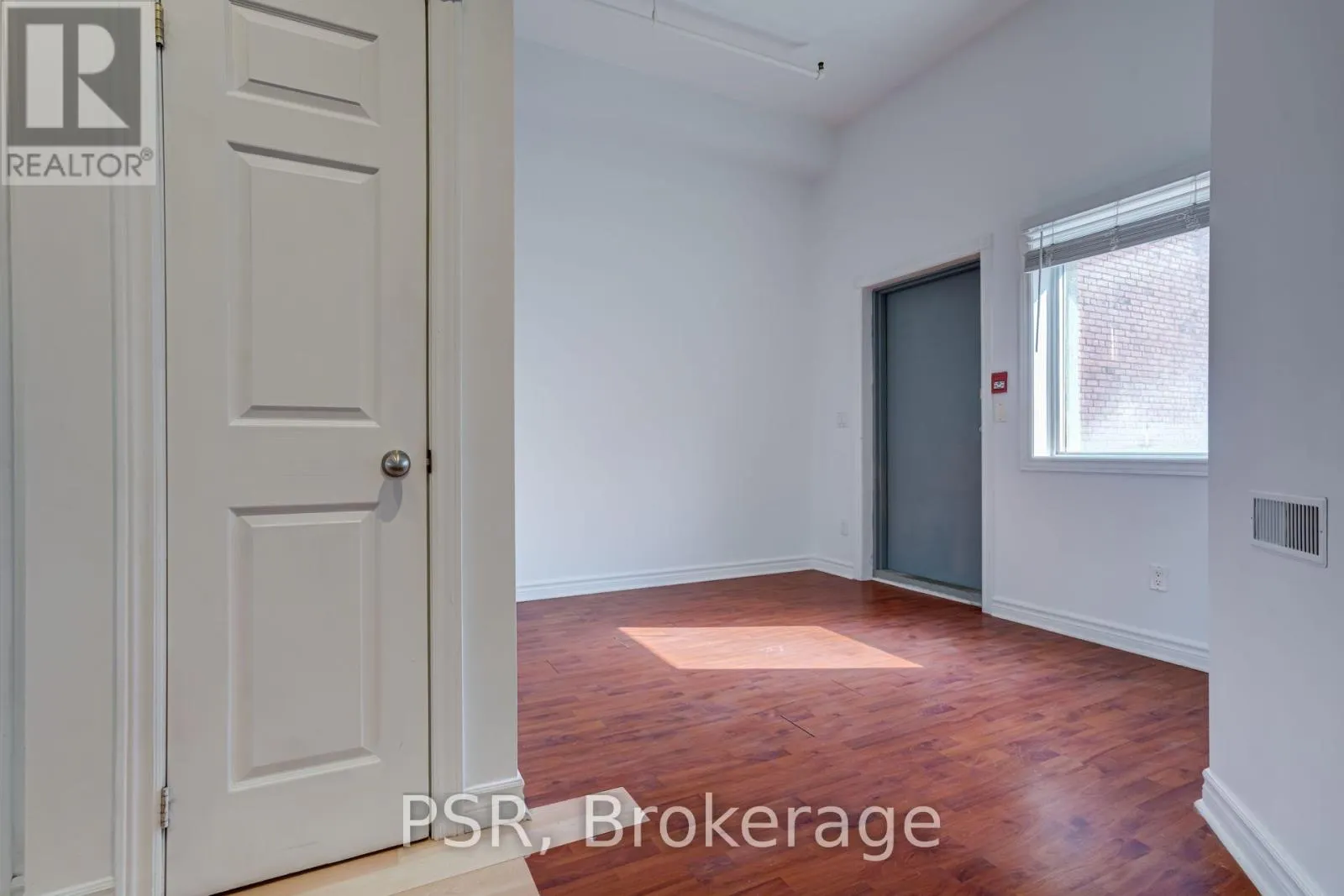 3RD FLOOR - 493 QUEEN STREET W