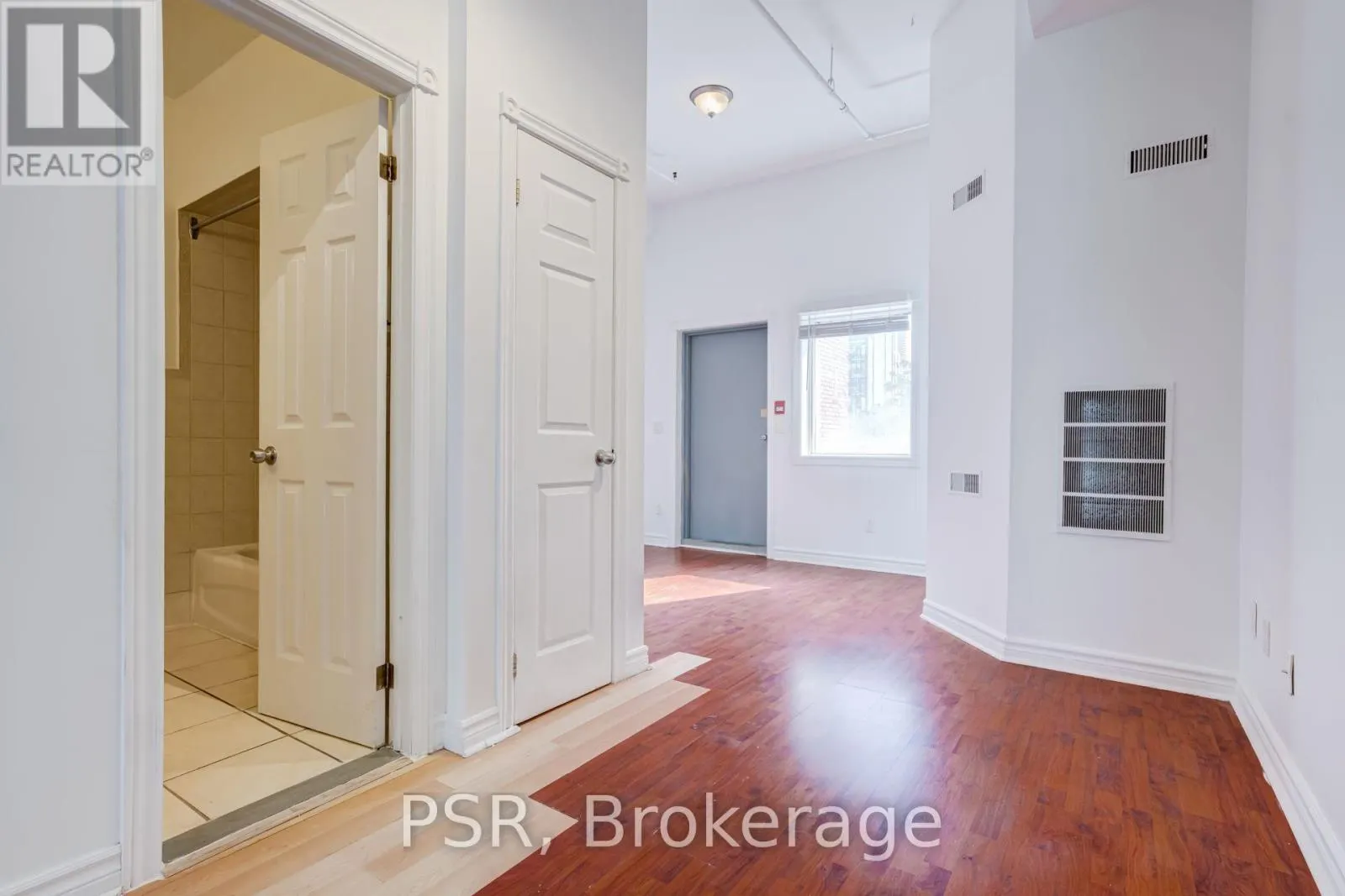 3RD FLOOR - 493 QUEEN STREET W