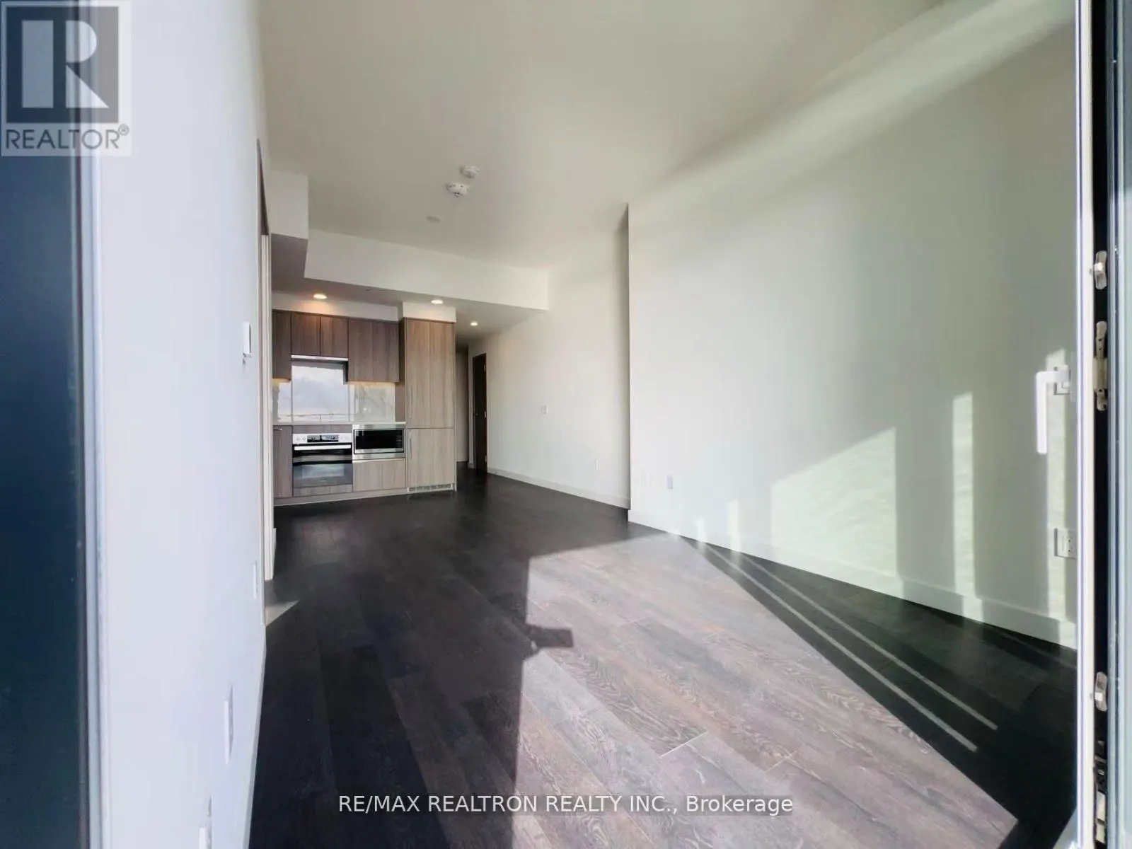 5607 - 1 CONCORD CITYPLACE WAY
