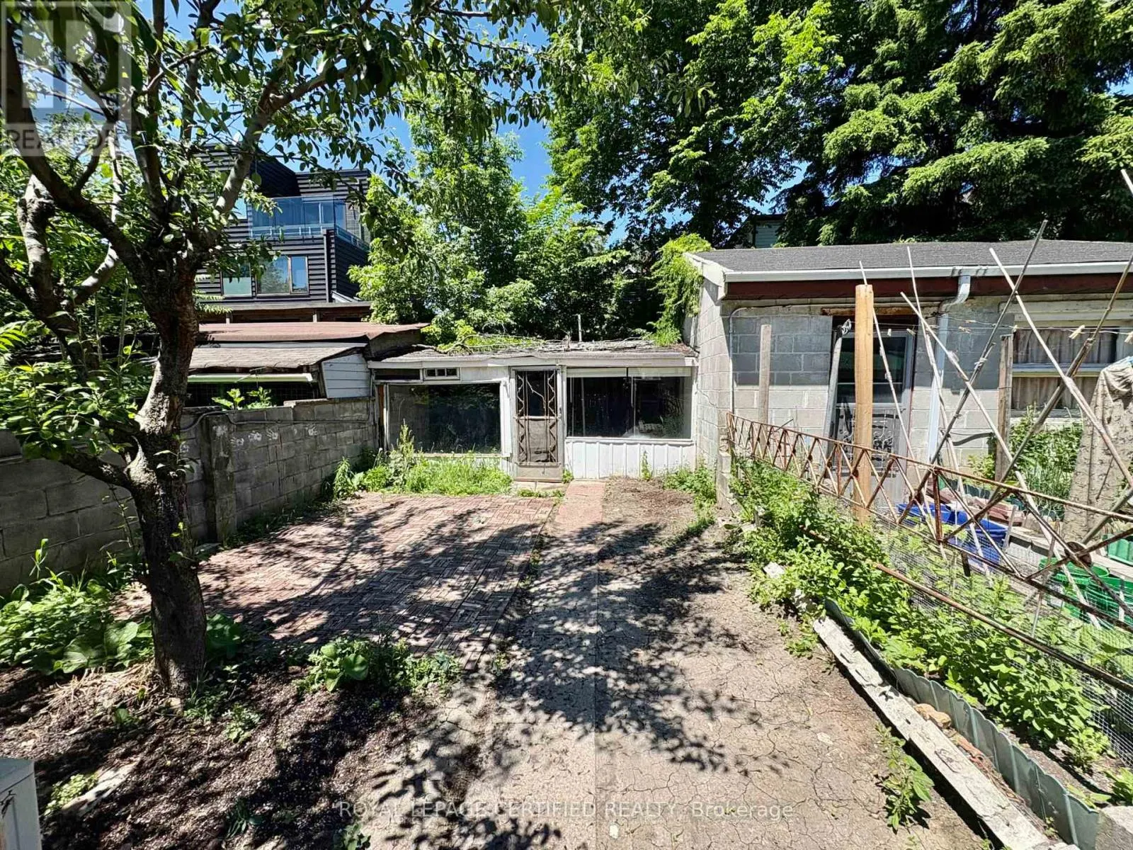 36 MITCHELL AVENUE