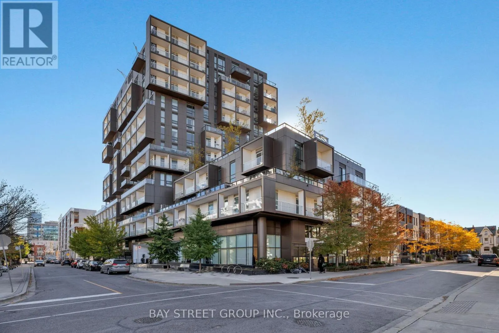 405 - 80 VANAULEY STREET