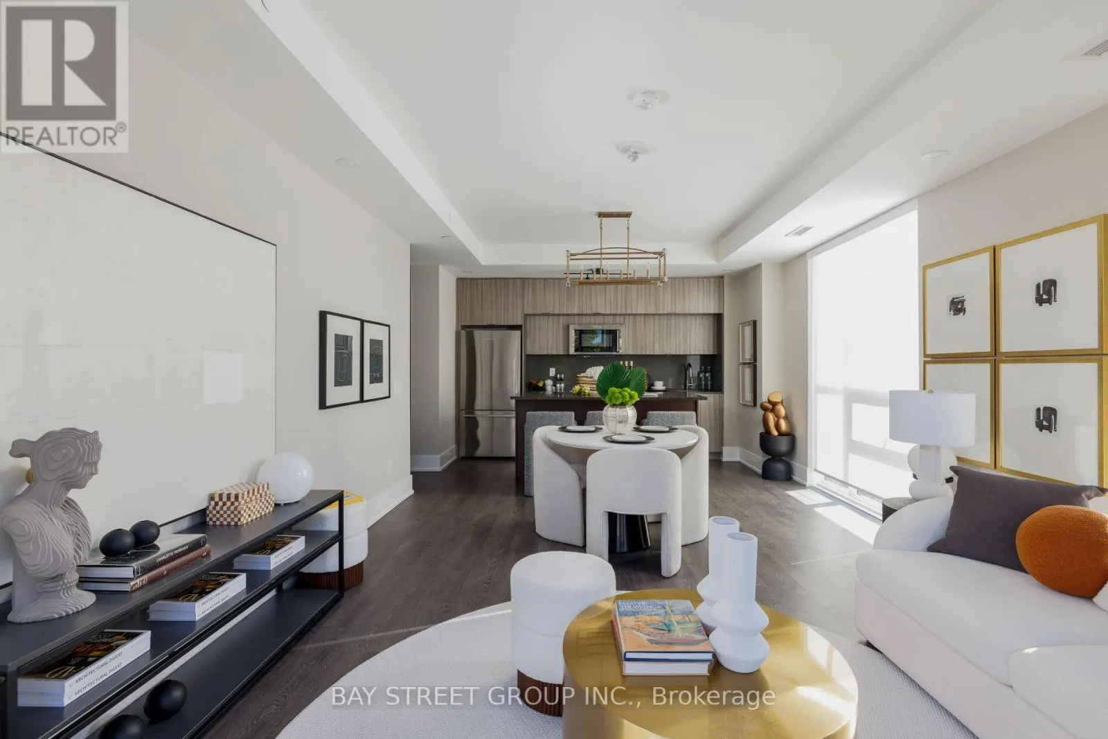 405 - 80 VANAULEY STREET