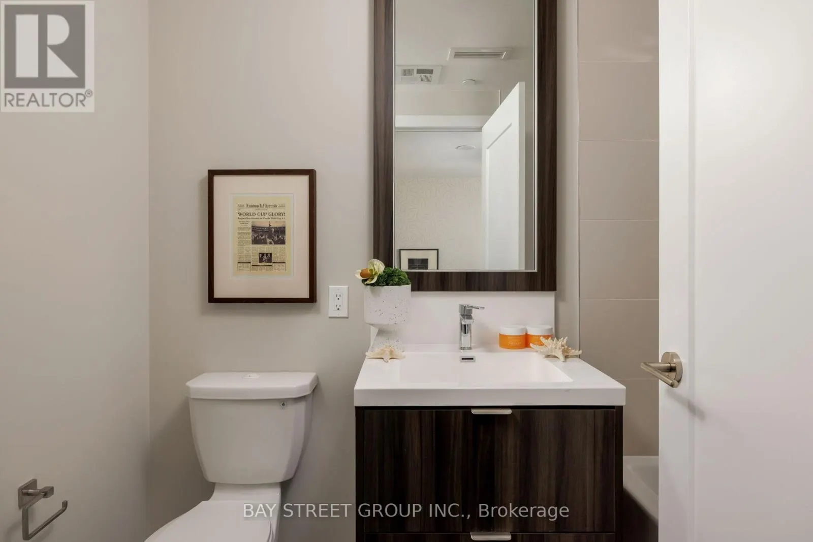 405 - 80 VANAULEY STREET